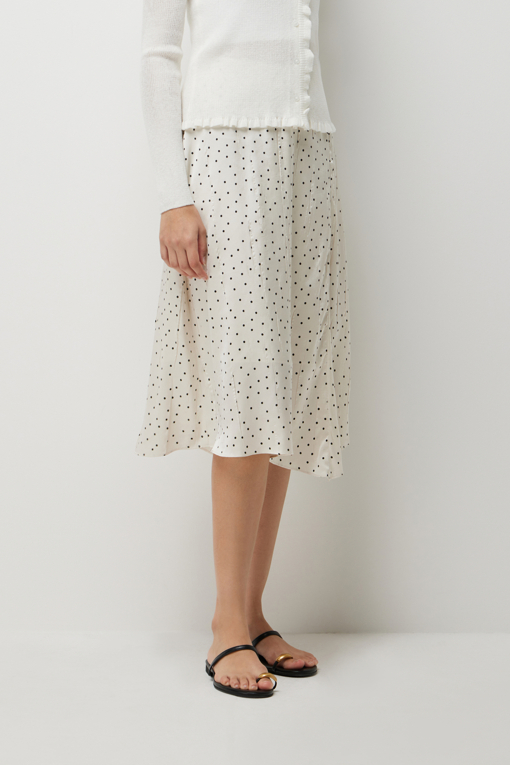 https://img.benettonmall.com/PARTS/KS/26S/SASK32631CR_MB_D1.jpg?cb=1782918151
