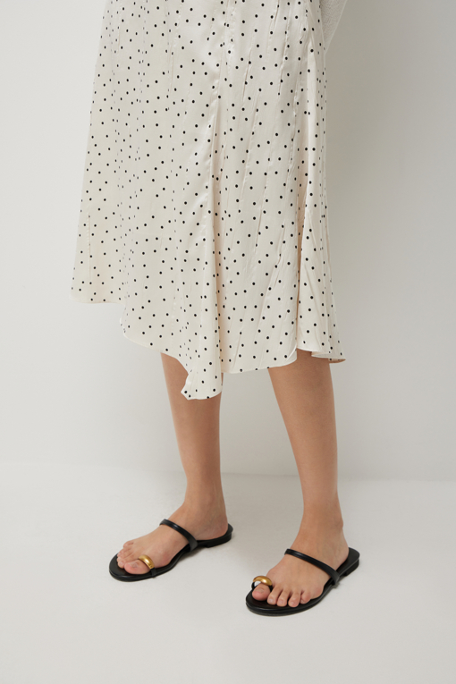 https://img.benettonmall.com/PARTS/KS/26S/SASK32631CR_MB_D4.jpg?cb=1782918151