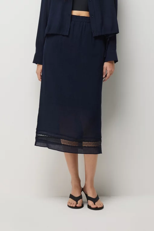 https://img.benettonmall.com/PARTS/KS/26S/SASK33631NY_MB.jpg?cb=1778668868