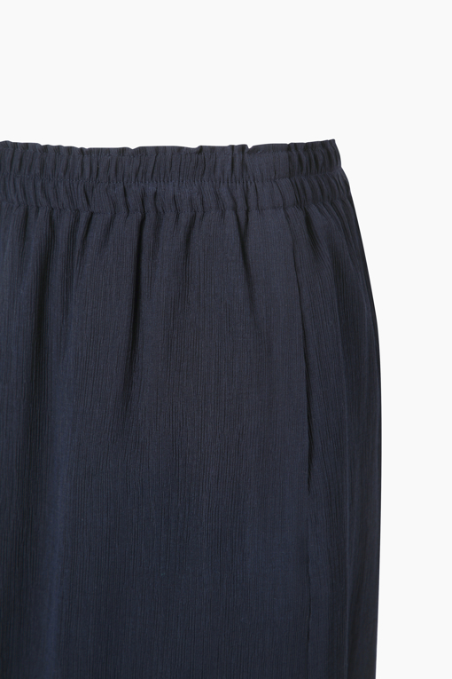 https://img.benettonmall.com/PARTS/KS/26S/SASK33631NY_MB_D13.jpg