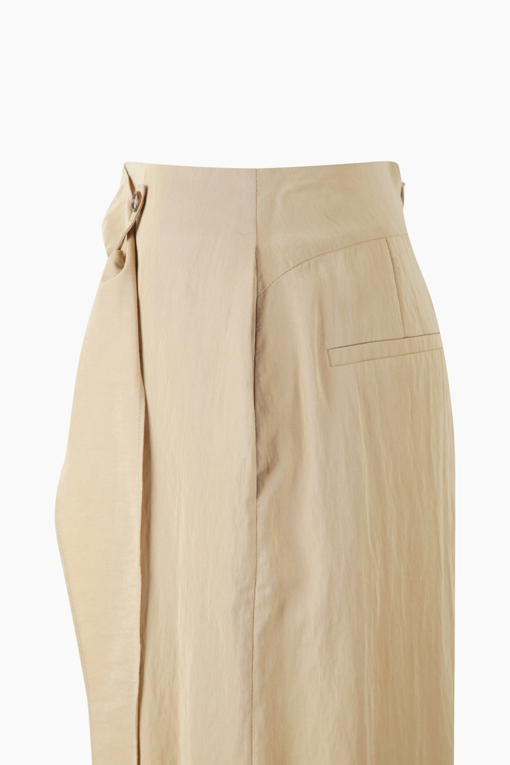 https://img.benettonmall.com/PARTS/KS/26S/SASK34631BG_MB_D13.jpg?cb=1782918151