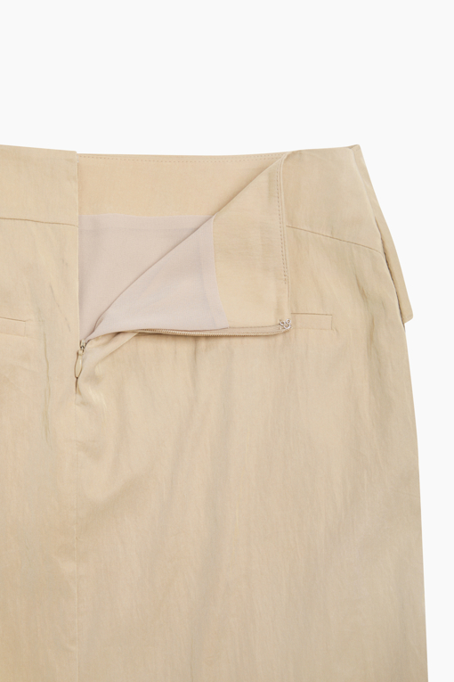 https://img.benettonmall.com/PARTS/KS/26S/SASK34631BG_MB_D16.jpg?cb=1782918151
