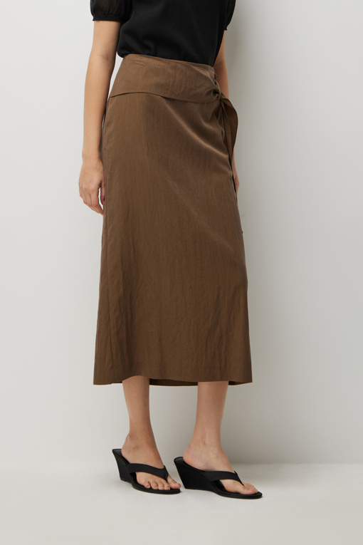 https://img.benettonmall.com/PARTS/KS/26S/SASK34631BR_MB_D1.jpg?cb=1782918151