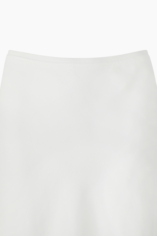 https://img.benettonmall.com/PARTS/KS/26S/SASK35631WH_MB_D12.jpg?cb=1782918151
