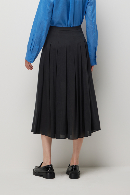 https://img.benettonmall.com/PARTS/KS/26S/SASK36631DG_MB_D2.jpg?cb=1782918151