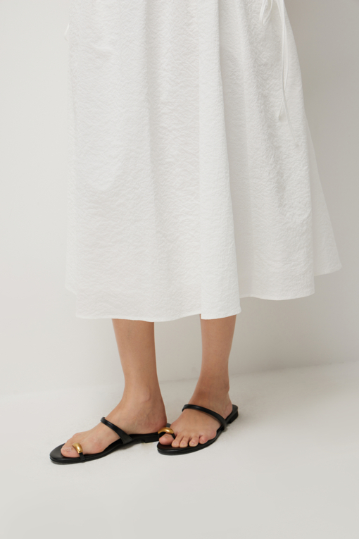 https://img.benettonmall.com/PARTS/KS/26S/SASK37631WH_MB_D5.jpg?cb=1782918151