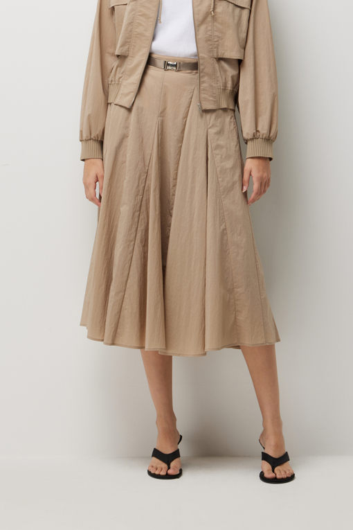 https://img.benettonmall.com/PARTS/KS/26S/SASK38631BE_MB_D0.jpg?cb=1782918151