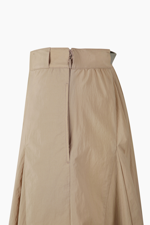 https://img.benettonmall.com/PARTS/KS/26S/SASK38631BE_MB_D13.jpg?cb=1778668868