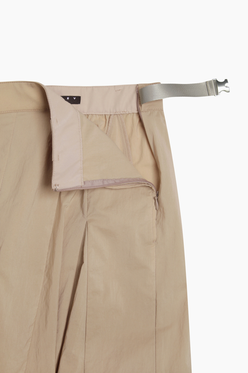 https://img.benettonmall.com/PARTS/KS/26S/SASK38631BE_MB_D14.jpg?cb=1778668868