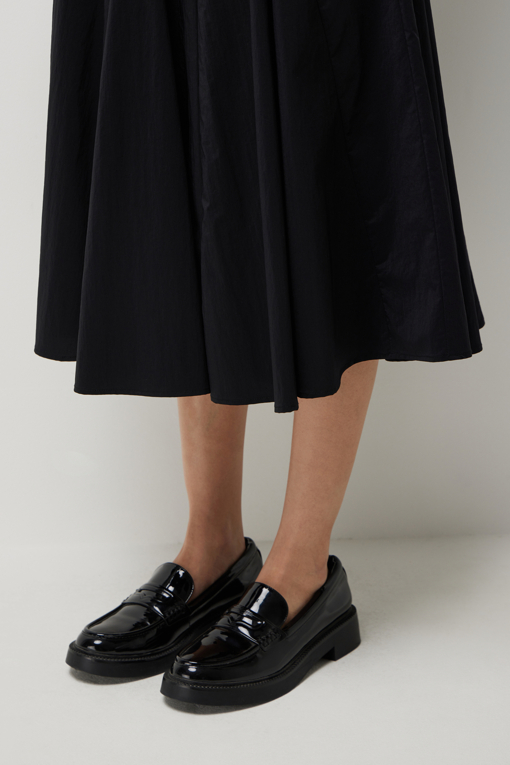 https://img.benettonmall.com/PARTS/KS/26S/SASK38631BK_MB_D4.jpg?cb=1778668868