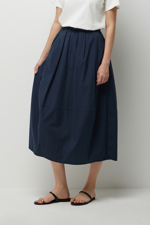 https://img.benettonmall.com/PARTS/KS/26S/SASK41631NY_MB_D1.jpg?cb=1782918151