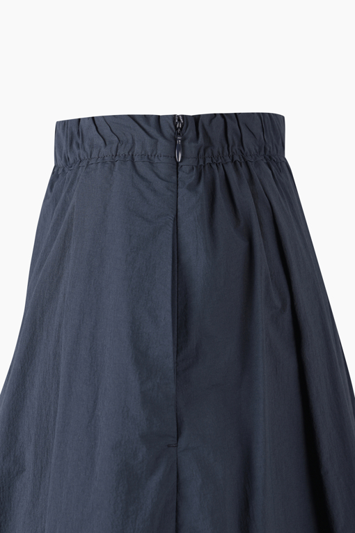 https://img.benettonmall.com/PARTS/KS/26S/SASK41631NY_MB_D3.jpg