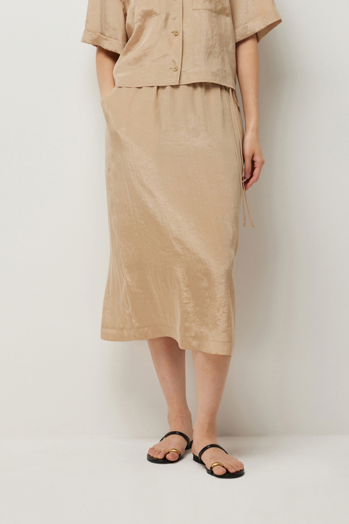 https://img.benettonmall.com/PARTS/KS/26S/SASK42631BE_MB_D0.jpg?cb=1782918151