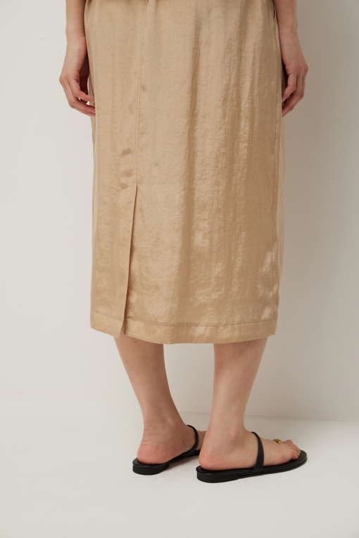 https://img.benettonmall.com/PARTS/KS/26S/SASK42631BE_MB_D4.jpg?cb=1781170995