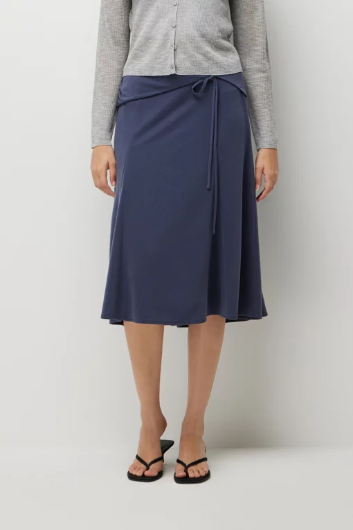 https://img.benettonmall.com/PARTS/KS/26S/SASKE1631NY_MB.jpg?cb=1778668868