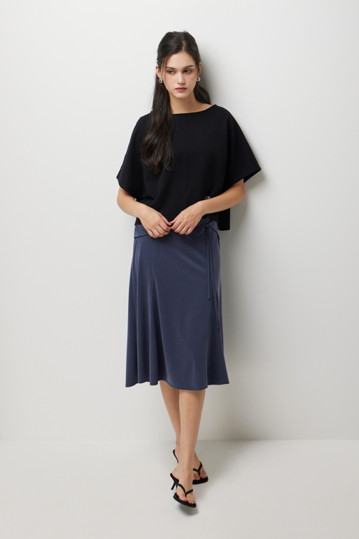 https://img.benettonmall.com/PARTS/KS/26S/SASKE1631NY_MB_D8.jpg?cb=1777643535