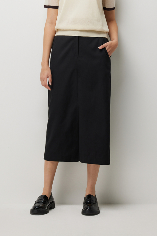 https://img.benettonmall.com/PARTS/KS/26S/SASKE2631BK_MB_D0.jpg?cb=1782918151