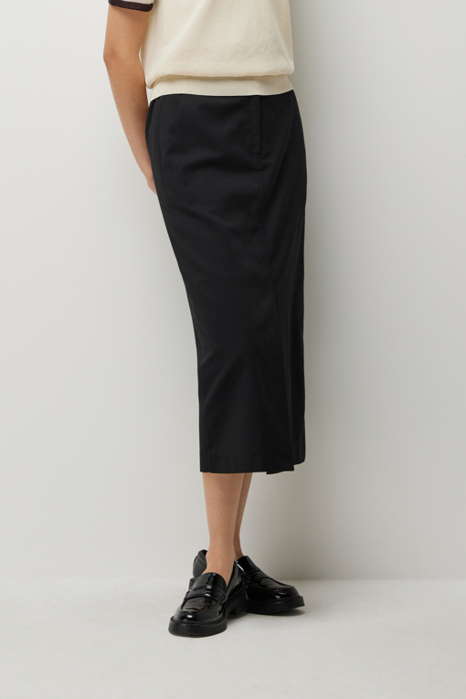https://img.benettonmall.com/PARTS/KS/26S/SASKE2631BK_MB_D1.jpg?cb=1778668868