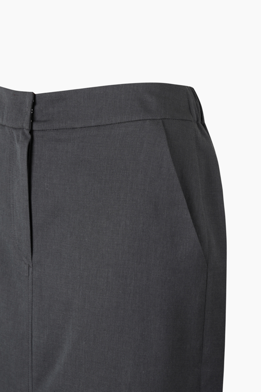 https://img.benettonmall.com/PARTS/KS/26S/SASKE2631CG_MB_D14.jpg?cb=1778668868