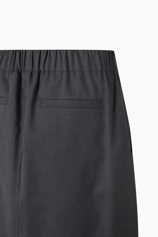 https://img.benettonmall.com/PARTS/KS/26S/SASKE2631CG_MB_D15.jpg?cb=1778668868