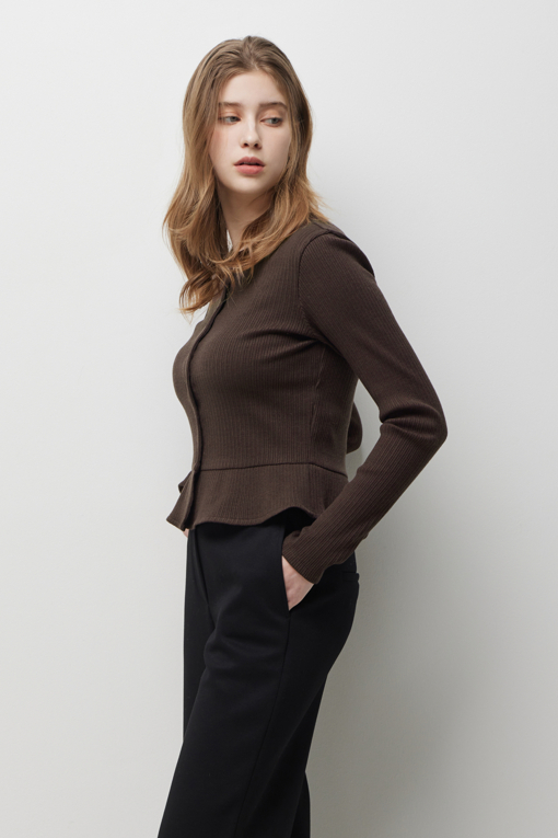 https://img.benettonmall.com/PARTS/KS/26S/SATS03611BR_MB_D1.jpg?cb=1782918151