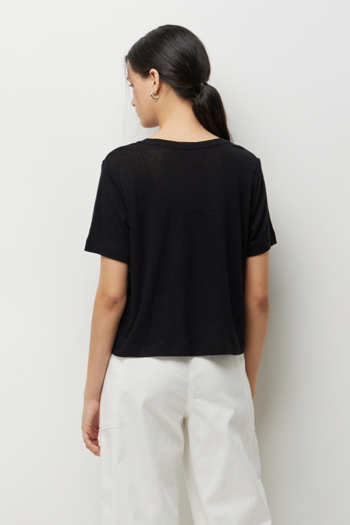 https://img.benettonmall.com/PARTS/KS/26S/SATS34631BK_MB_D2.jpg?cb=1782918151
