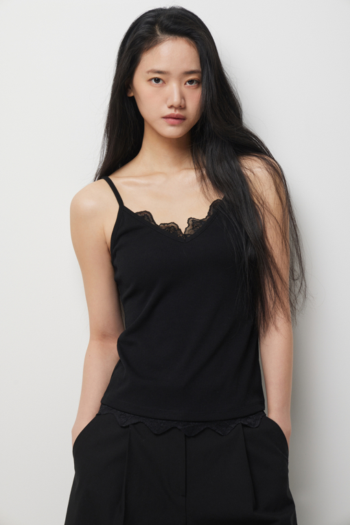 https://img.benettonmall.com/PARTS/KS/26S/SATS35631BK_MB_D3.jpg?cb=1782918151