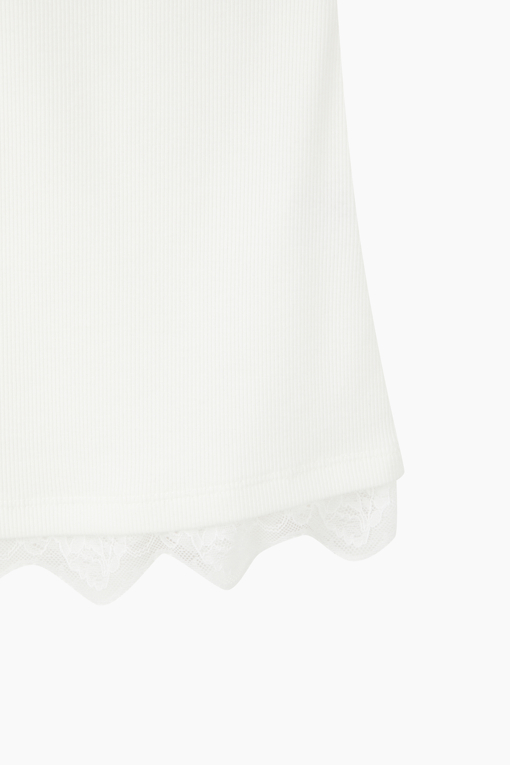 https://img.benettonmall.com/PARTS/KS/26S/SATS35631IV_MB_D14.jpg?cb=1782918151
