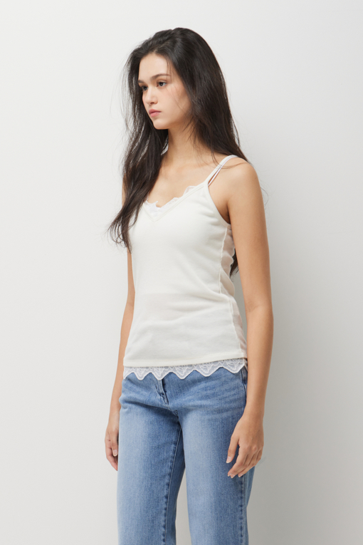https://img.benettonmall.com/PARTS/KS/26S/SATS35631IV_MB_D2.jpg?cb=1782918151