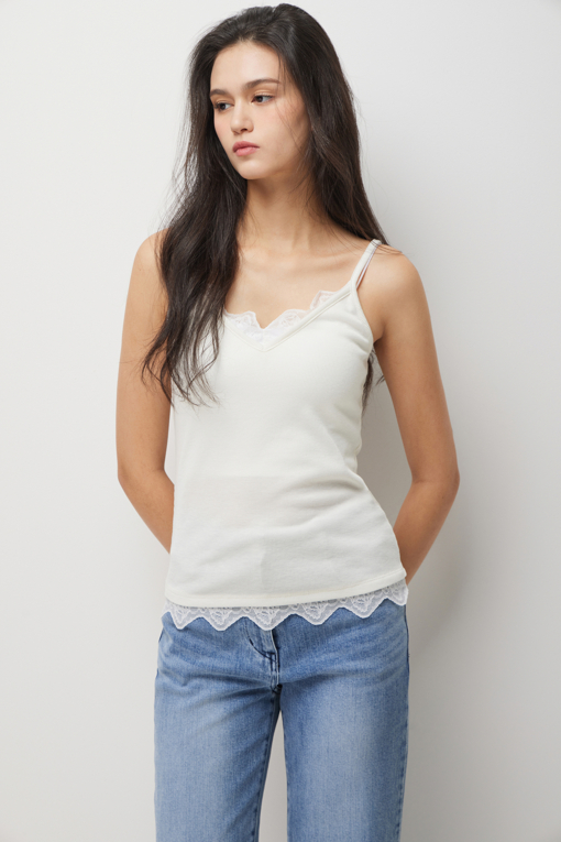 https://img.benettonmall.com/PARTS/KS/26S/SATS35631IV_MB_D4.jpg?cb=1782918151