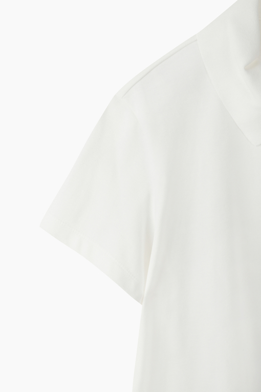 https://img.benettonmall.com/PARTS/KS/26S/SATS39631WH_MB_D14.jpg?cb=1782918151