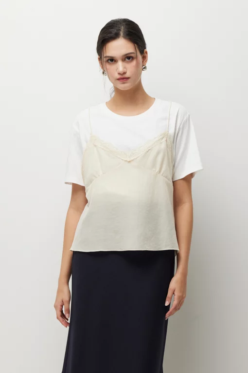 https://img.benettonmall.com/PARTS/KS/26S/SATS41631WH_MB.jpg?cb=1782918151