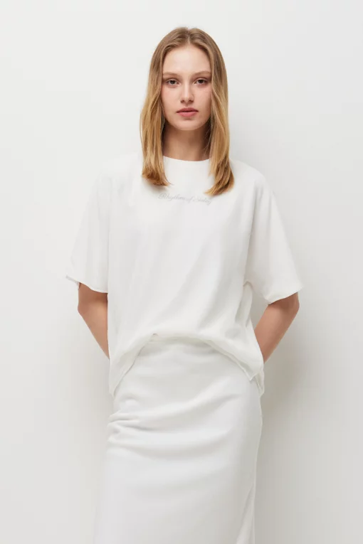 https://img.benettonmall.com/PARTS/KS/26S/SATS42631WH_MB.jpg?cb=1782918151