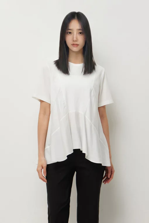 https://img.benettonmall.com/PARTS/KS/26S/SATS45631IV_MB.jpg?cb=1782918151