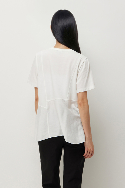 https://img.benettonmall.com/PARTS/KS/26S/SATS45631IV_MB_D2.jpg?cb=1782918151
