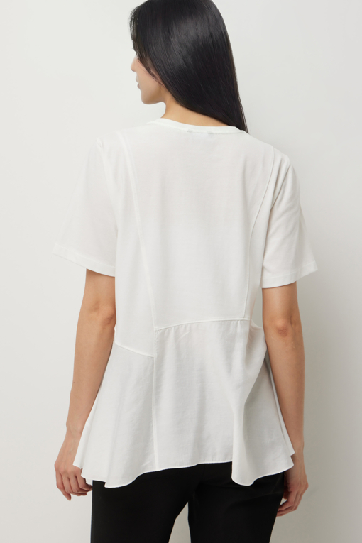 https://img.benettonmall.com/PARTS/KS/26S/SATS45631IV_MB_D4.jpg?cb=1782918151