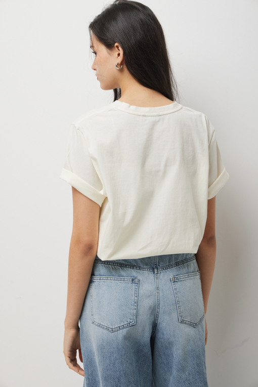 https://img.benettonmall.com/PARTS/KS/26S/SATS46631IV_MB_D4.jpg?cb=1782918151
