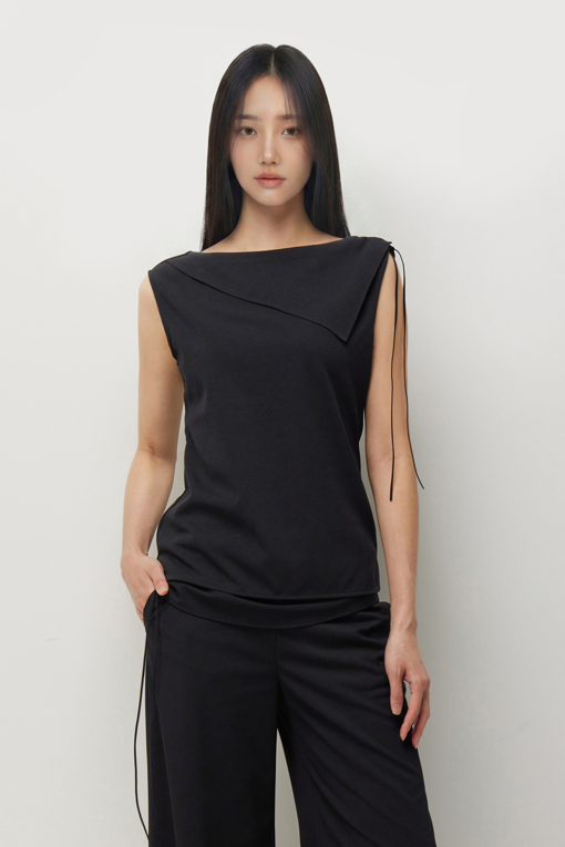 https://img.benettonmall.com/PARTS/KS/26S/SATS48631BK_MB_D0.jpg?cb=1782918151
