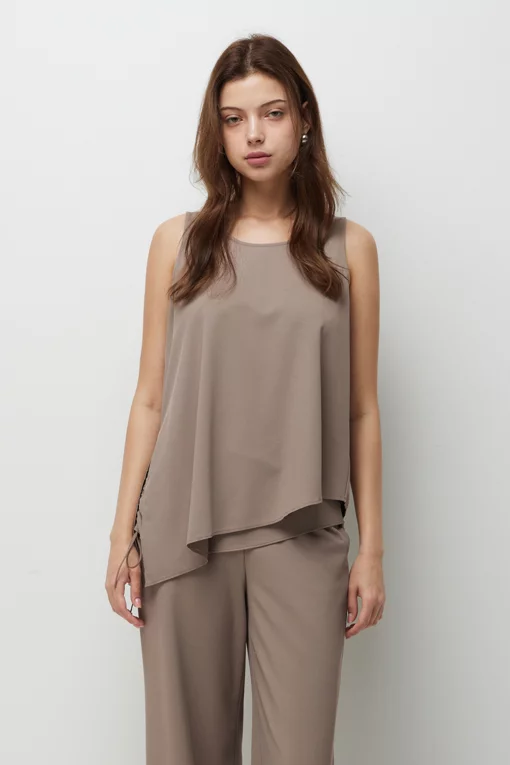 https://img.benettonmall.com/PARTS/KS/26S/SATS49631BG_MB.jpg?cb=1782918151