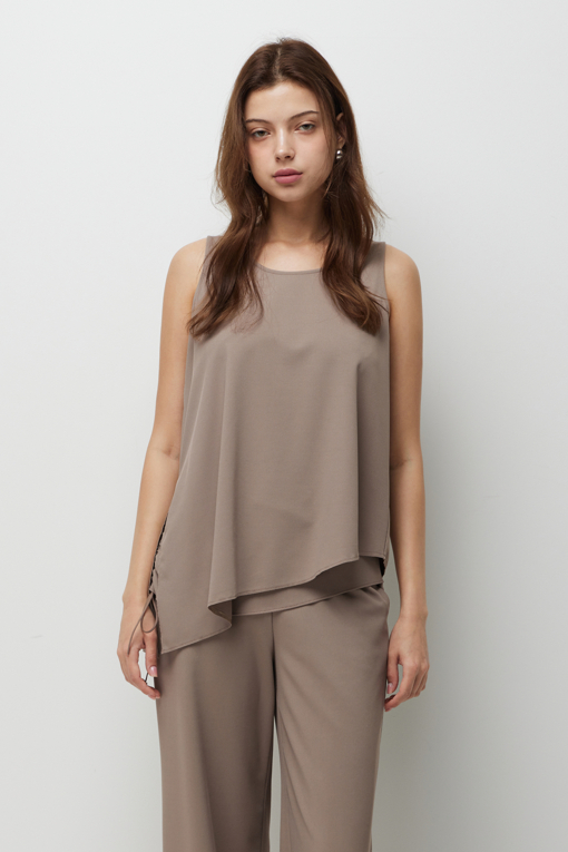 https://img.benettonmall.com/PARTS/KS/26S/SATS49631BG_MB_D0.jpg?cb=1782918151