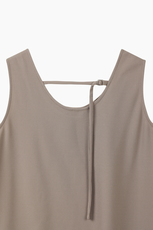 https://img.benettonmall.com/PARTS/KS/26S/SATS49631BG_MB_D5.jpg