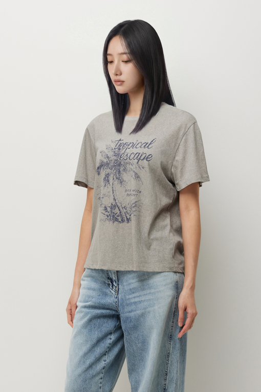 https://img.benettonmall.com/PARTS/KS/26S/SATS51631MG_MB_D1.jpg?cb=1782918151