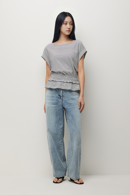 https://img.benettonmall.com/PARTS/KS/26S/SATS52631DN_MB_D5.jpg?cb=1782918151