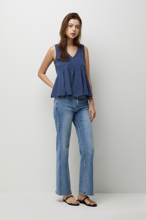 https://img.benettonmall.com/PARTS/KS/26S/SATS54631BL_MB_D5.jpg?cb=1782918151