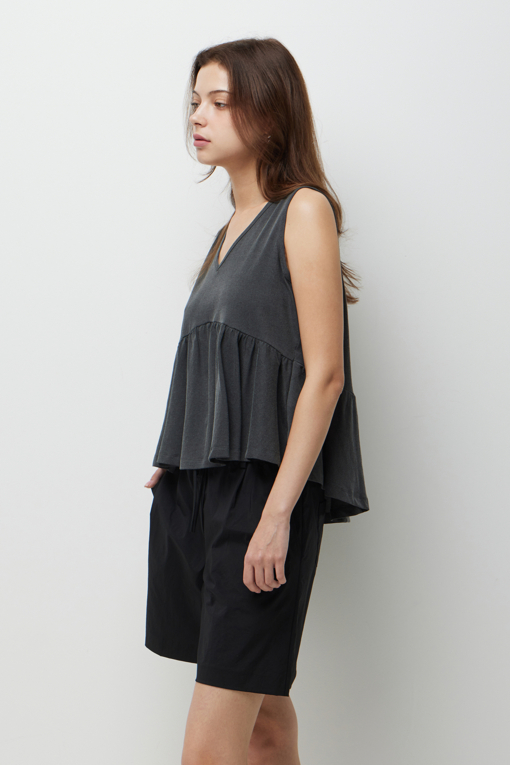 https://img.benettonmall.com/PARTS/KS/26S/SATS54631DG_MB_D1.jpg?cb=1782918151