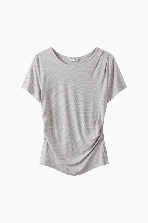 https://img.benettonmall.com/PARTS/KS/26S/SATS84631BL_MB_D10.jpg?cb=1782918151