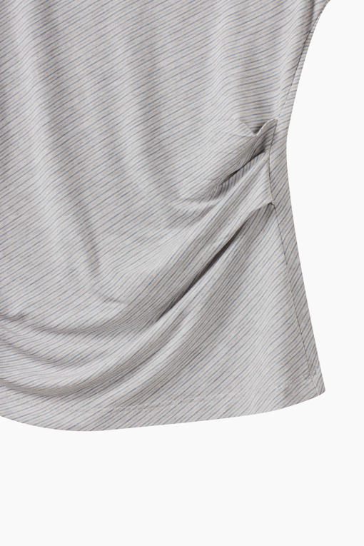 https://img.benettonmall.com/PARTS/KS/26S/SATS84631BL_MB_D14.jpg?cb=1782918151