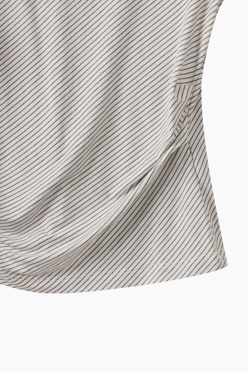 https://img.benettonmall.com/PARTS/KS/26S/SATS84631BR_MB_D14.jpg?cb=1782918151