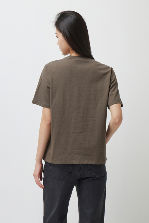 https://img.benettonmall.com/PARTS/KS/26S/SATSE1611BR_MB_D2.jpg?cb=1782918151