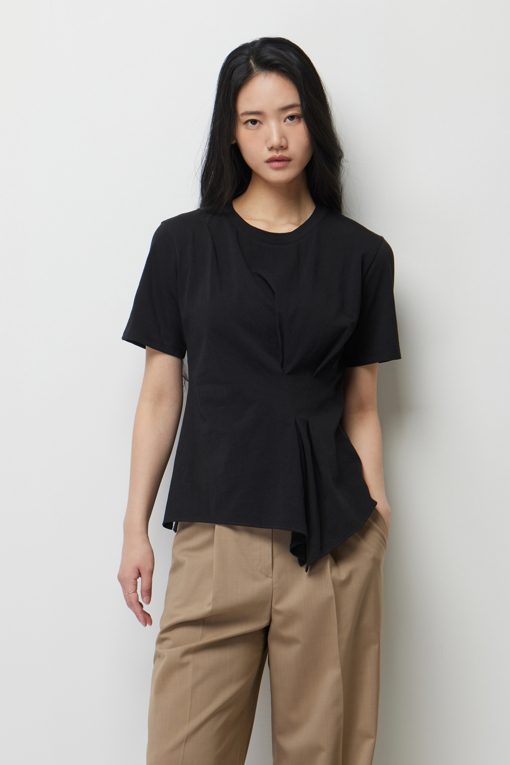 https://img.benettonmall.com/PARTS/KS/26S/SATSE3631BK_MB_D0.jpg?cb=1782918151